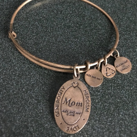 Alex and Ani Expandable Wire Bracelet Mom Charm - Picture 2 of 15